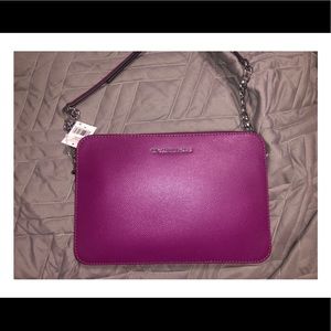 NWT Magenta/ Violet Michael Kors Crossbody